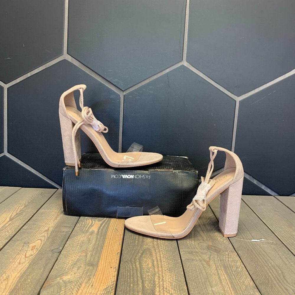 <Used W/ Damaged Box! Womens Fashion Nova Lose it All Wicked Heel Beige Size 8.5